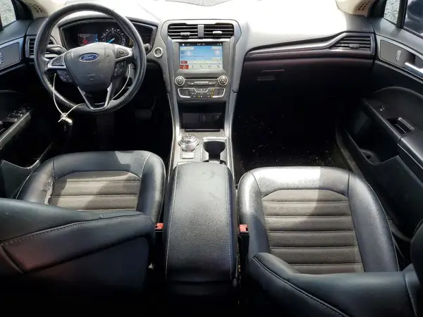 3FA6P0H7XJR126641 2018 FORD FUSION - Image 8
