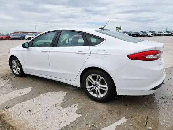 3FA6P0H7XJR132911 2018 FORD FUSION - Image 2