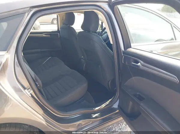 3FA6P0H7XJR140328 2018 FORD FUSION - Image 8