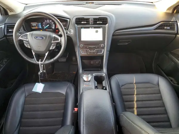 3FA6P0H7XJR191411 2018 FORD FUSION - Image 8