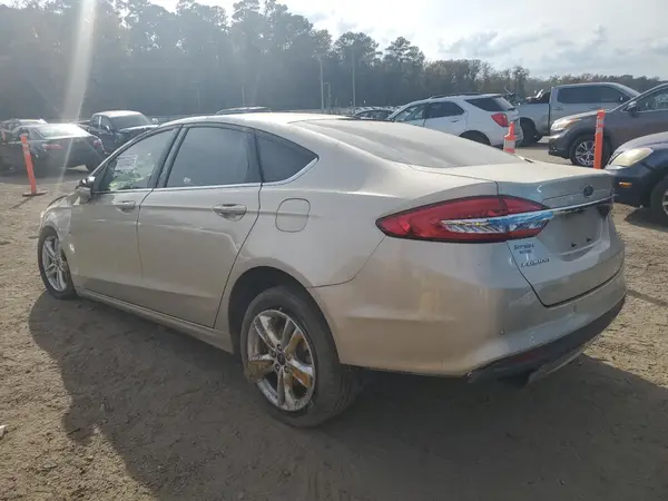 3FA6P0H7XJR258010 2018 FORD FUSION - Image 2