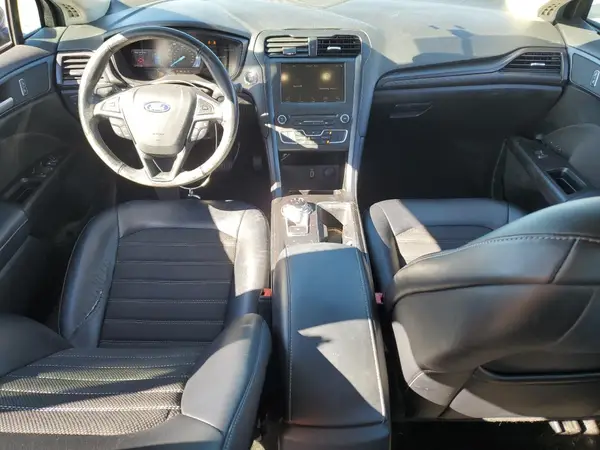 3FA6P0H7XJR275809 2018 FORD FUSION - Image 8