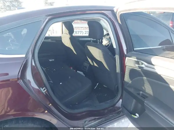 3FA6P0H7XJR284428 2018 FORD FUSION - Image 8