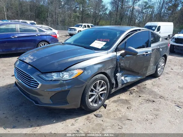 3FA6P0H7XKR137527 2019 FORD FUSION - Image 2