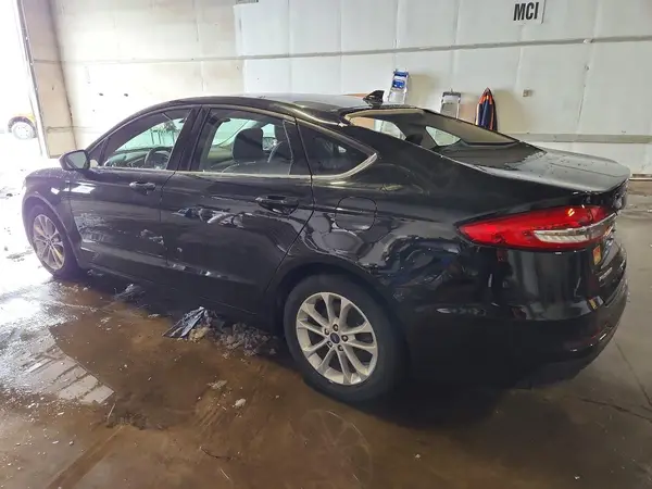3FA6P0H7XKR184010 2019 FORD FUSION - Image 2