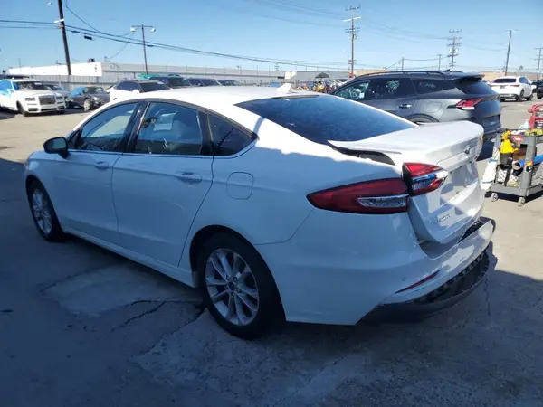 3FA6P0H7XKR210251 2019 FORD FUSION - Image 2