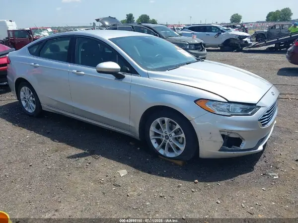 3FA6P0H7XKR271518 2019 FORD FUSION - Image 1