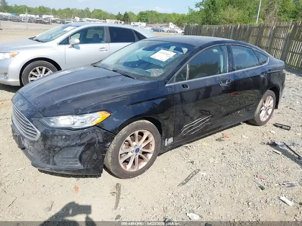 3FA6P0H7XLR118526 2020 FORD FUSION - Image 2