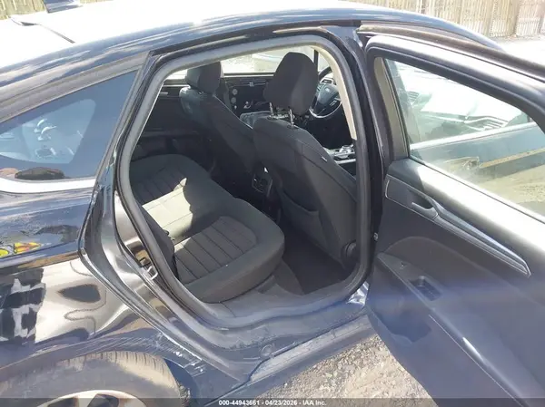 3FA6P0H7XLR118526 2020 FORD FUSION - Image 8