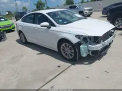 3FA6P0H7XLR155589 2020 FORD FUSION