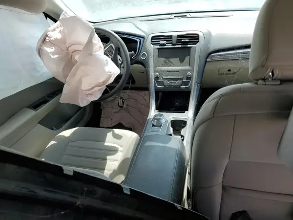 3FA6P0H7XLR244465 2020 FORD FUSION - Image 8