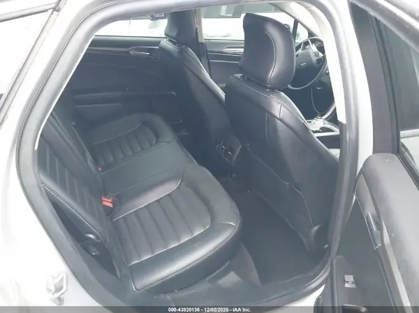 3FA6P0H90HR142794 2017 FORD FUSION - Image 8