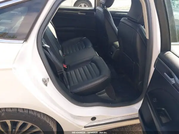3FA6P0H90HR266371 2017 FORD FUSION - Image 8