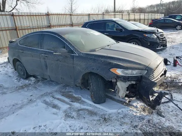 3FA6P0H91GR353517 2016 FORD FUSION - Image 1
