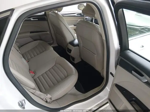 3FA6P0H91HR174976 2017 FORD FUSION - Image 8