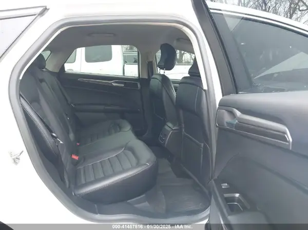 3FA6P0H91JR158704 2018 FORD FUSION - Image 8