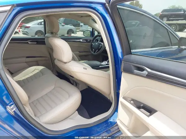3FA6P0H92HR220850 2017 FORD FUSION - Image 8