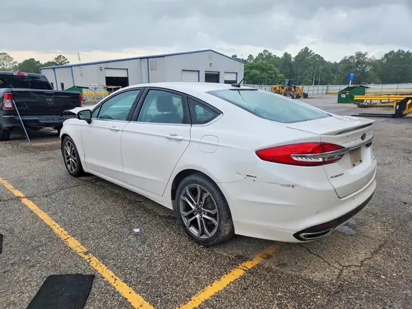 3FA6P0H92HR270695 2017 FORD FUSION - Image 2
