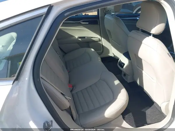 3FA6P0H93JR106880 2018 FORD FUSION - Image 8