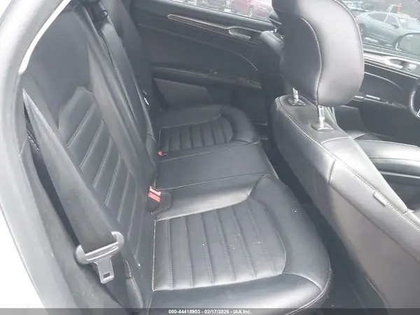 3FA6P0H95HR120192 2017 FORD FUSION - Image 8