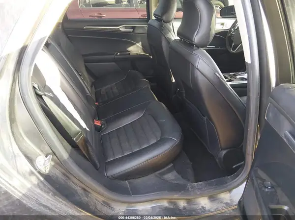 3FA6P0H95HR272327 2017 FORD FUSION - Image 8