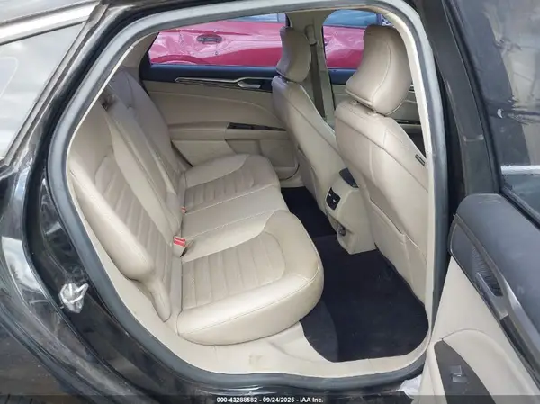 3FA6P0H96HR213657 2017 FORD FUSION - Image 8