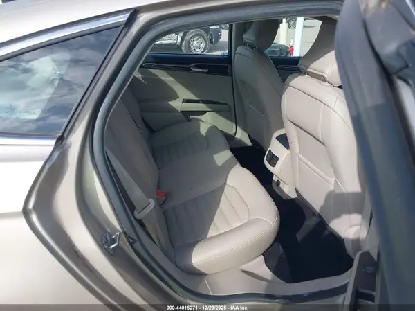 3FA6P0H97JR109748 2018 FORD FUSION - Image 8