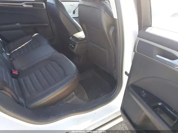 3FA6P0H98GR111386 2016 FORD FUSION - Image 8