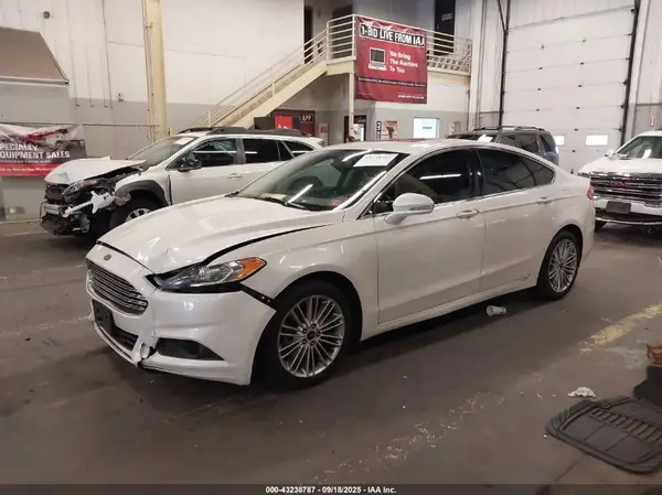 3FA6P0H98GR247906 2016 FORD FUSION - Image 2