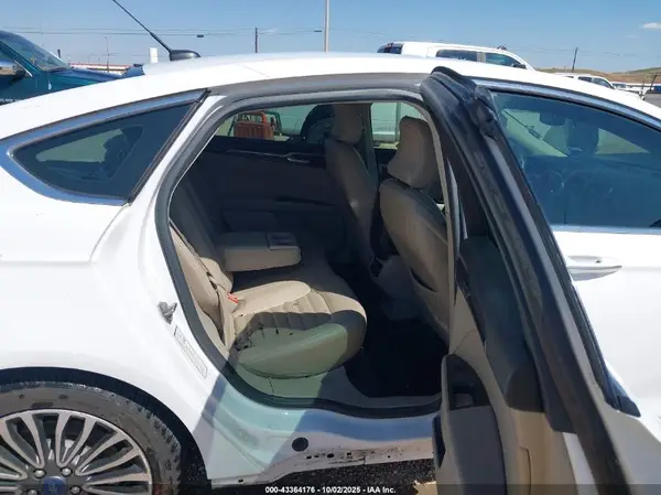 3FA6P0H98HR118047 2017 FORD FUSION - Image 8