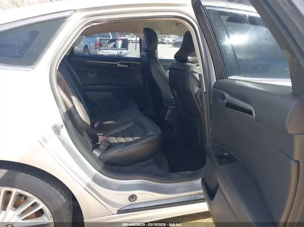3FA6P0H99GR198070 2016 FORD FUSION - Image 8