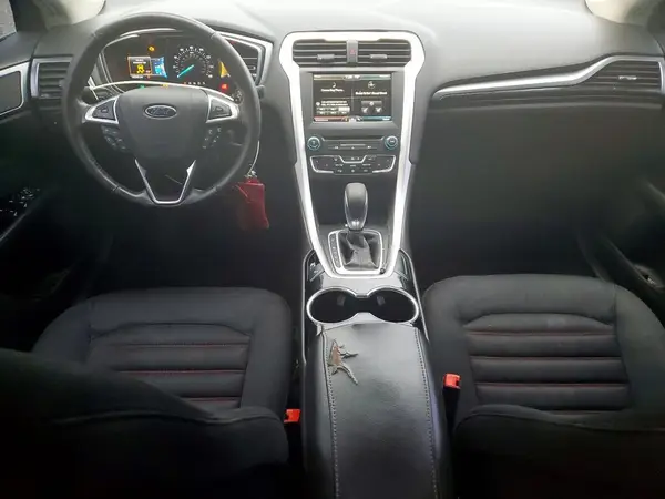 3FA6P0H9XGR101880 2016 FORD FUSION - Image 8