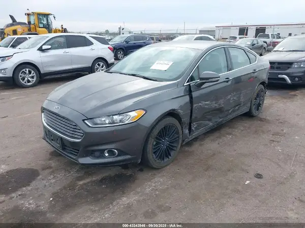 3FA6P0H9XGR114905 2016 FORD FUSION - Image 2