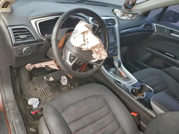 3FA6P0H9XGR126553 2016 FORD FUSION - Image 8