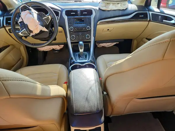 3FA6P0H9XGR178586 2016 FORD FUSION - Image 8