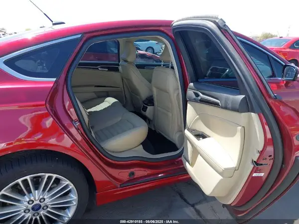 3FA6P0H9XGR187322 2016 FORD FUSION - Image 8