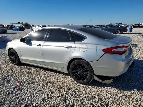 3FA6P0H9XGR189779 2016 FORD FUSION - Image 2