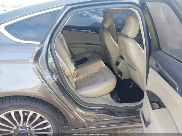 3FA6P0H9XHR175608 2017 FORD FUSION - Image 8