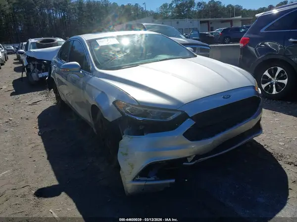 3FA6P0H9XHR184518 2017 FORD FUSION - Image 1