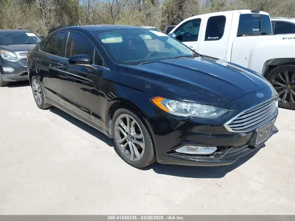 3FA6P0H9XHR253790 2017 FORD FUSION - Image 1
