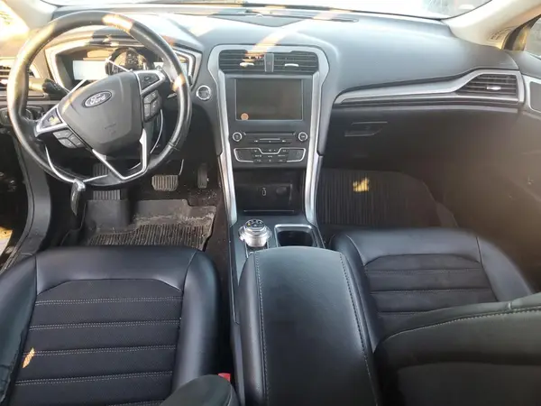 3FA6P0H9XHR411688 2017 FORD FUSION - Image 8