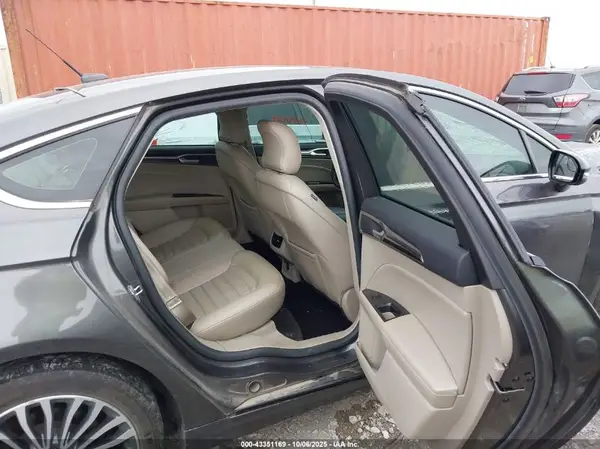 3FA6P0H9XHR417197 2017 FORD FUSION - Image 8