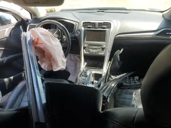 3FA6P0H9XJR283071 2018 FORD FUSION - Image 8
