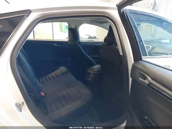 3FA6P0HD0GR216525 2016 FORD FUSION - Image 8