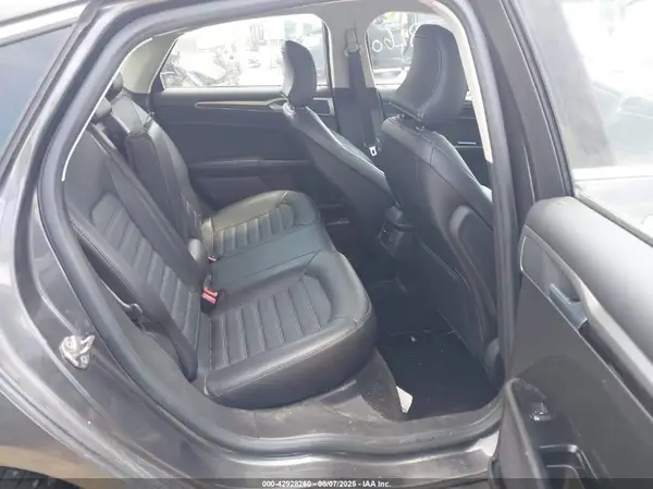 3FA6P0HD0GR238556 2016 FORD FUSION - Image 8
