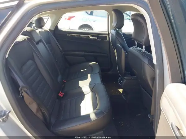 3FA6P0HD0GR260864 2016 FORD FUSION - Image 8