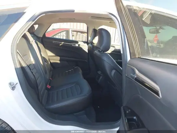 3FA6P0HD0GR322750 2016 FORD FUSION - Image 8