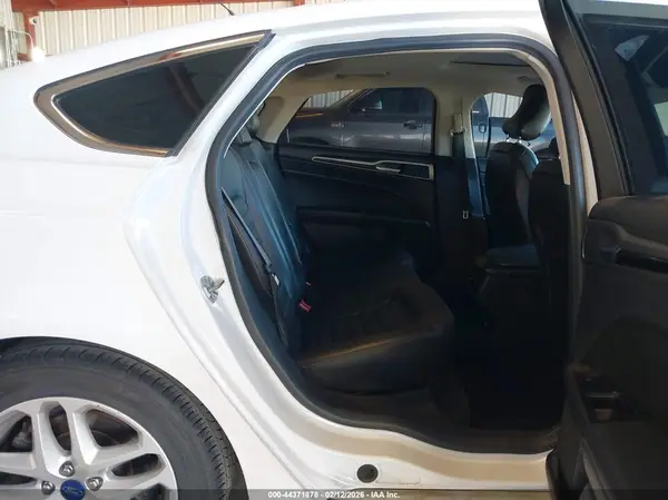3FA6P0HD0GR344716 2016 FORD FUSION - Image 8