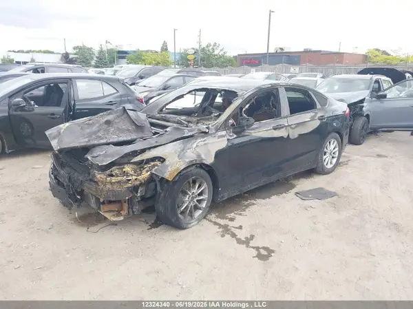 3FA6P0HD0HR106074 2017 FORD FUSION - Image 2