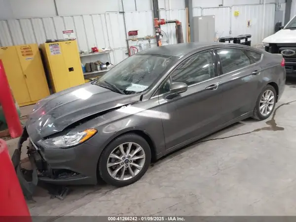 3FA6P0HD0HR123697 2017 FORD FUSION - Image 2